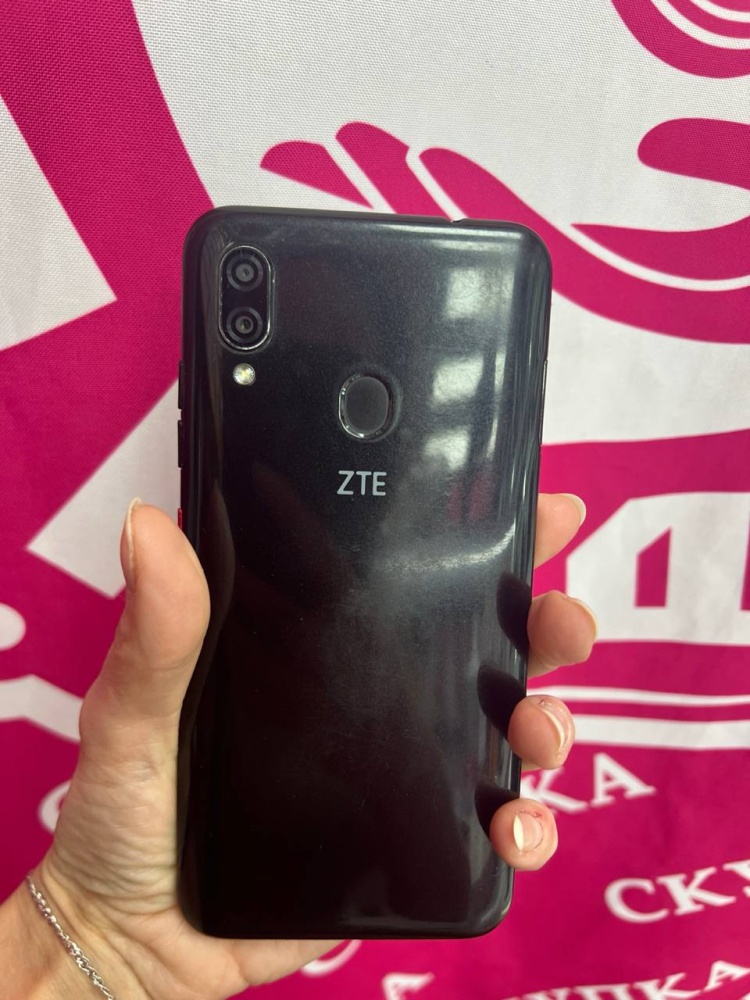 Мобильный телефон ZTE Blade V10 Vita RU 2\32