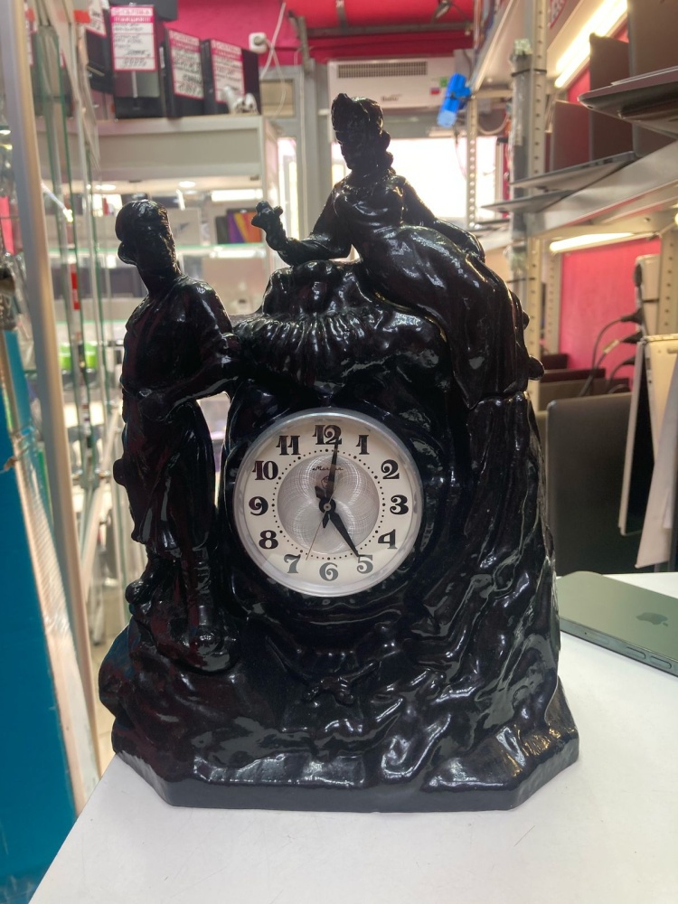 Часы Хозяйка Медной Горы