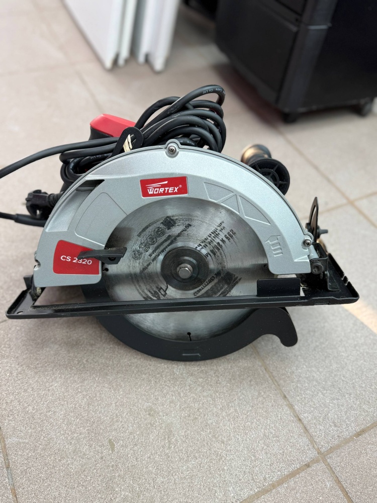 Циркулярная пила Wortex cs2320