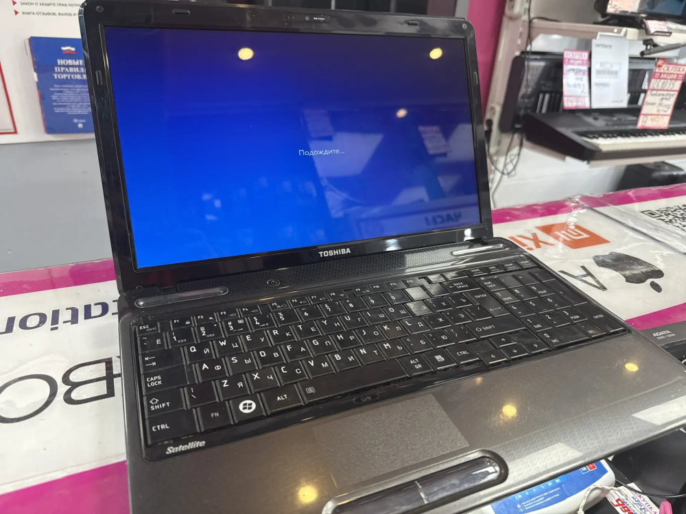 Ноутбук Toshiba i5 m450/8gb/500hdd