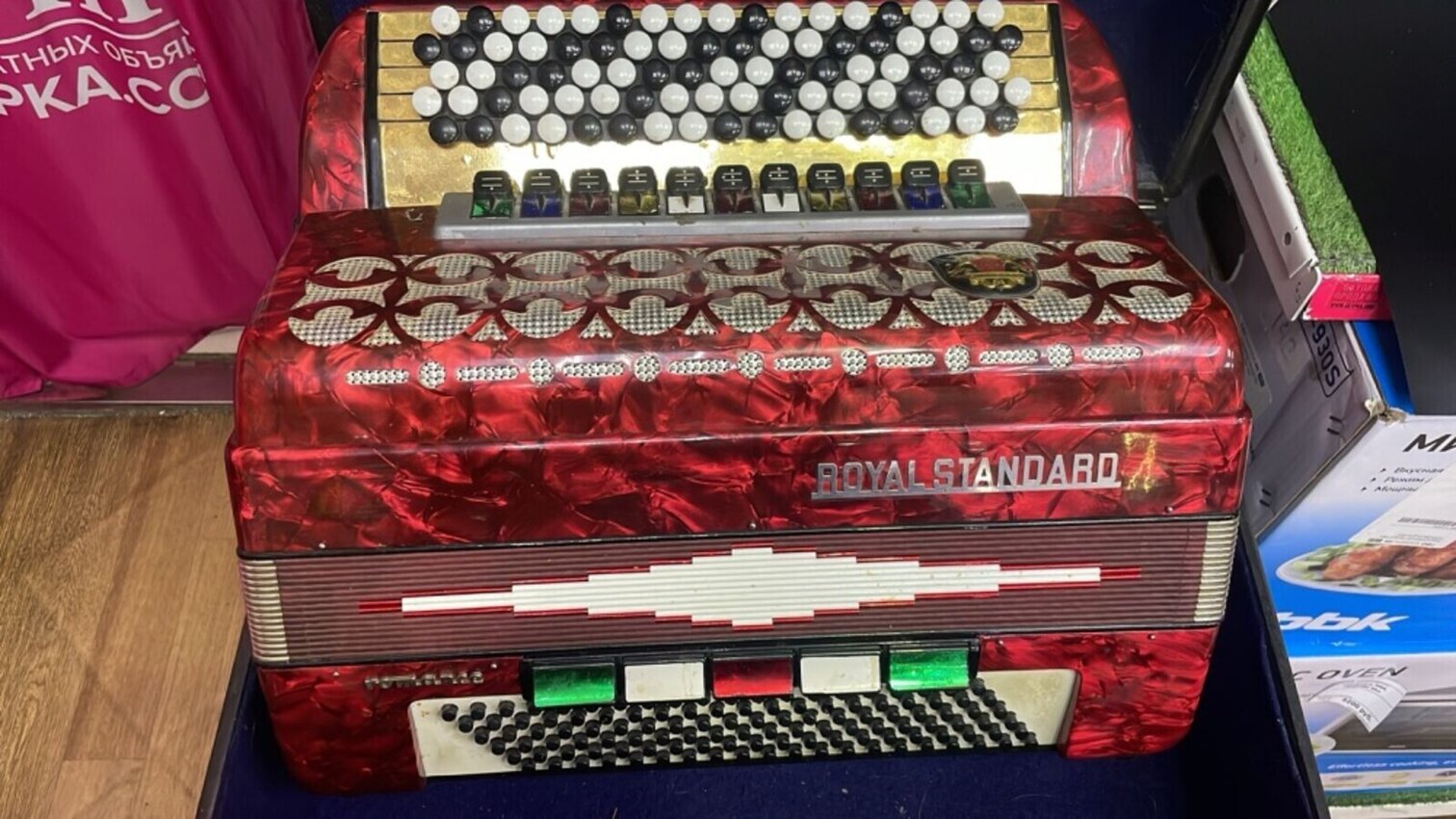 Баян Royal Standard