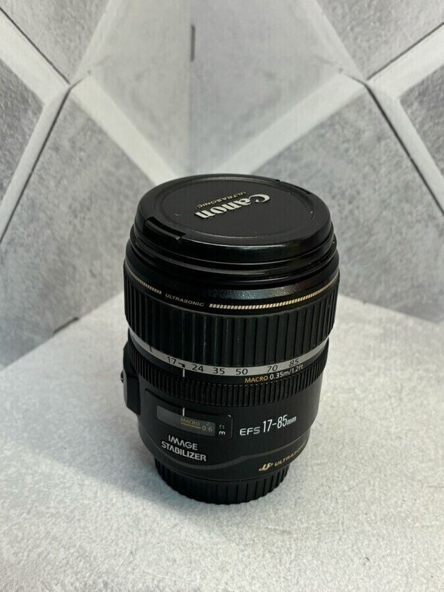 Объектив Canon EF-S 17-85