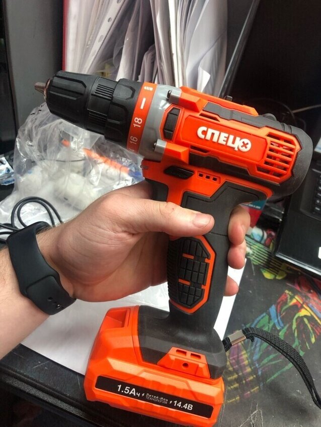 Шуруповерт спец