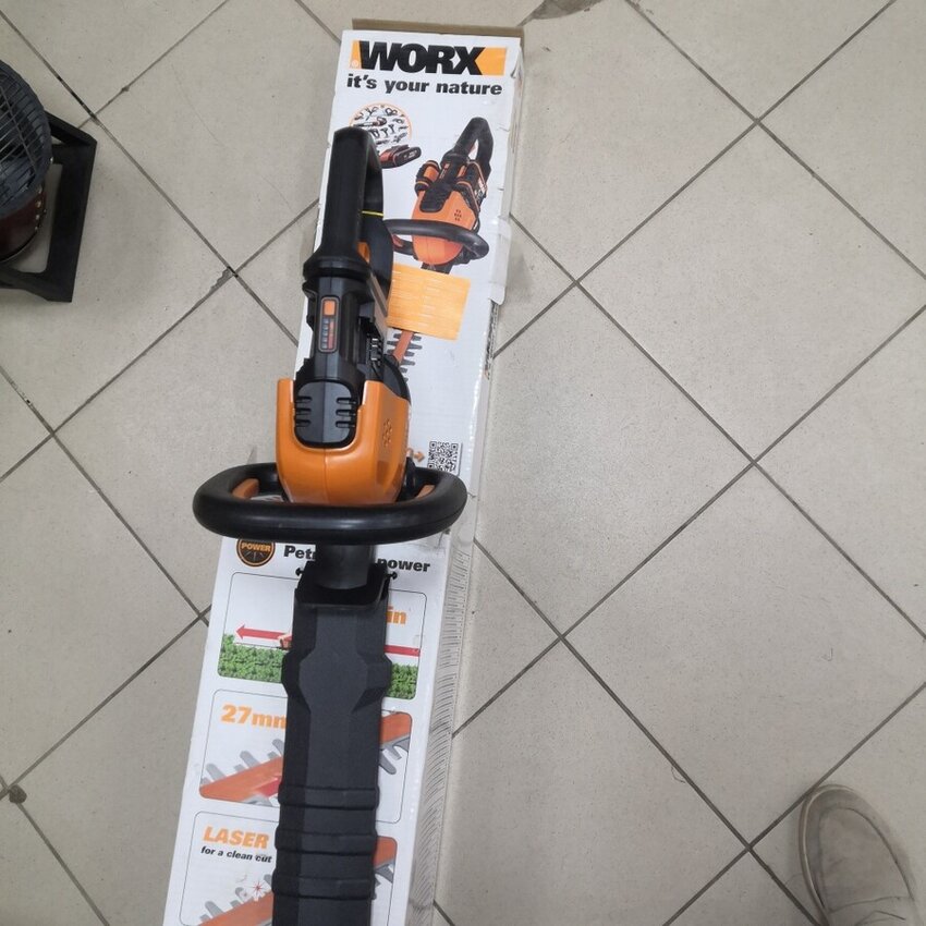 Кусторез worx wg284e.1