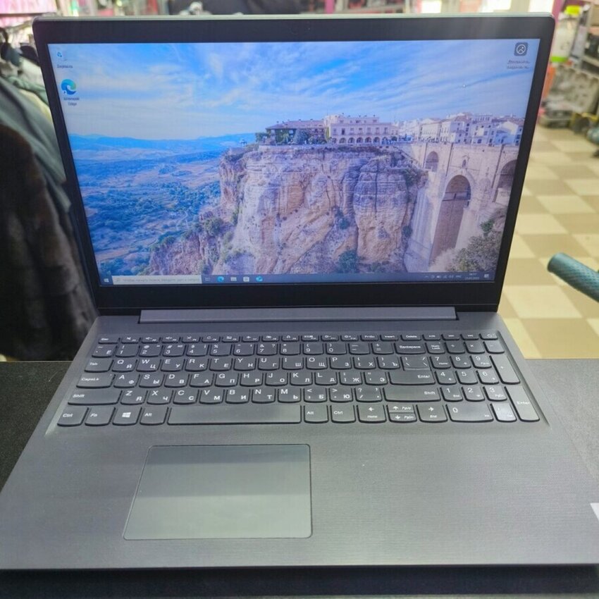 Ноутбук Lenovo i5-10th\12\256\1tb