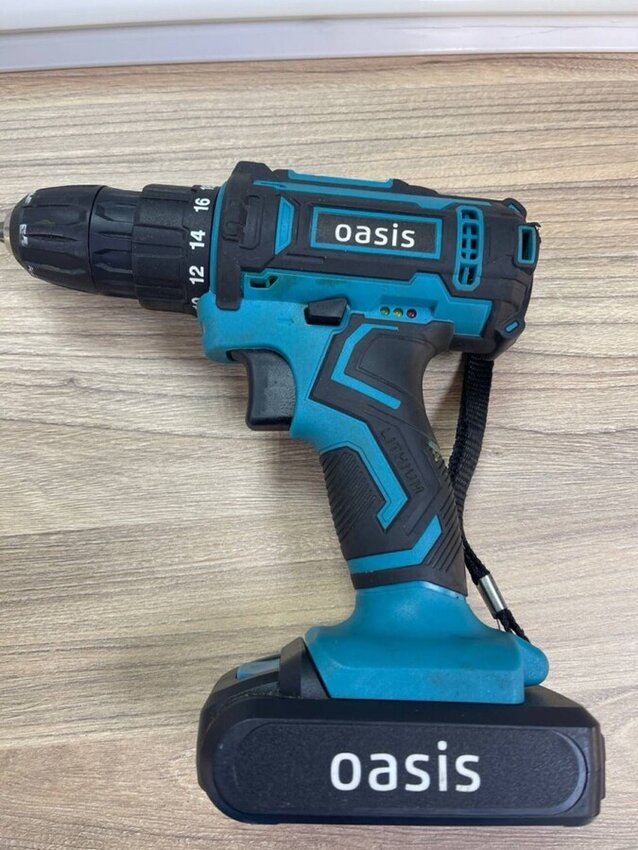 Шуруповерт 18в OASIS 2акб