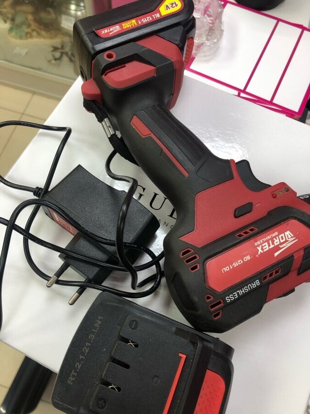 Шуруповерт Wortex 12v