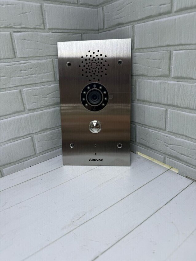 ВЫЗЫВНАЯ ПАНЕЛЬ AKUVOX E21V