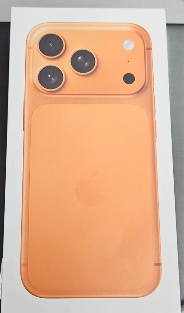 Смартфон iPhone 17 PRO