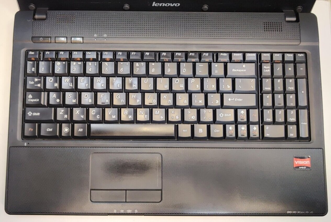 15.6" Ноутбук Lenovo 2*2.2/2/250/1