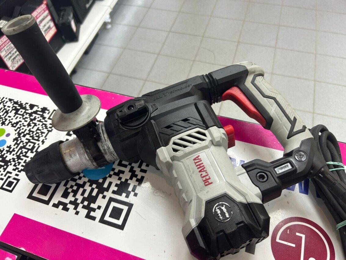 Перфоратор Ресанта П-32-1400КВ