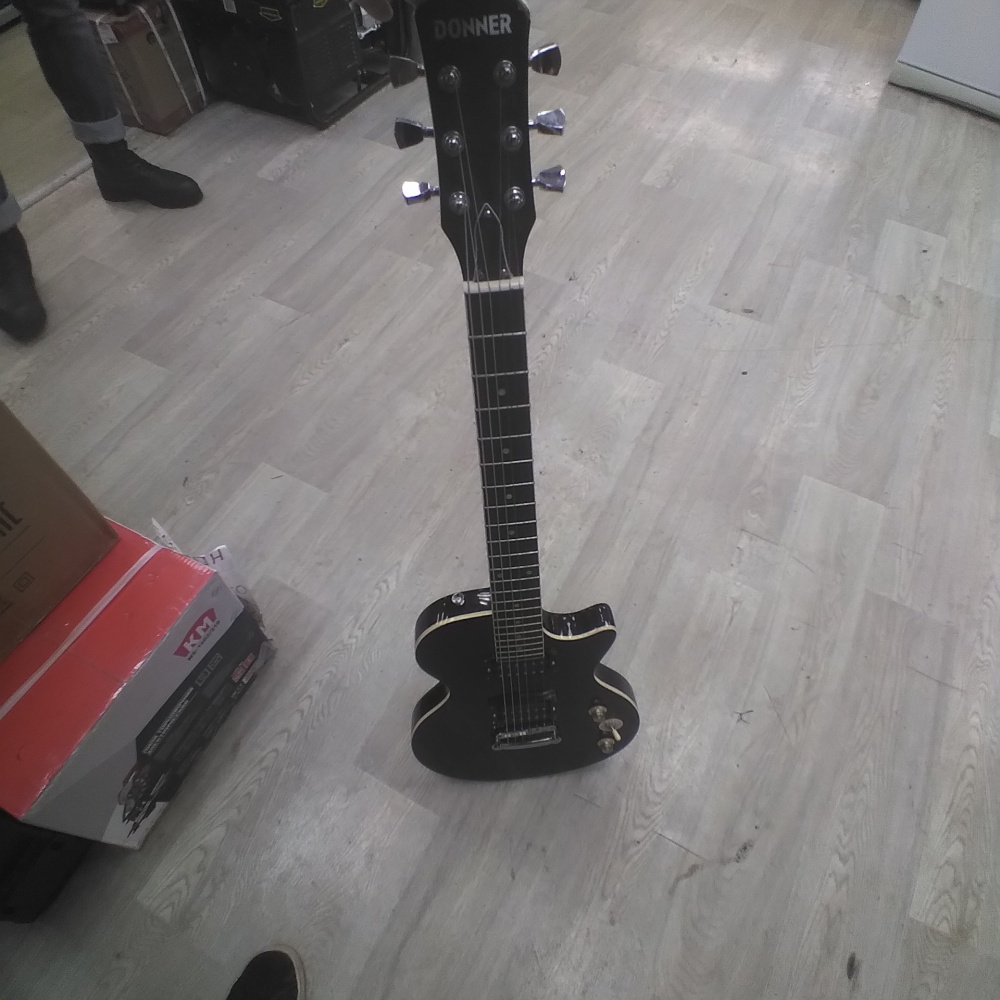 Электрогитара Donner lp-124
