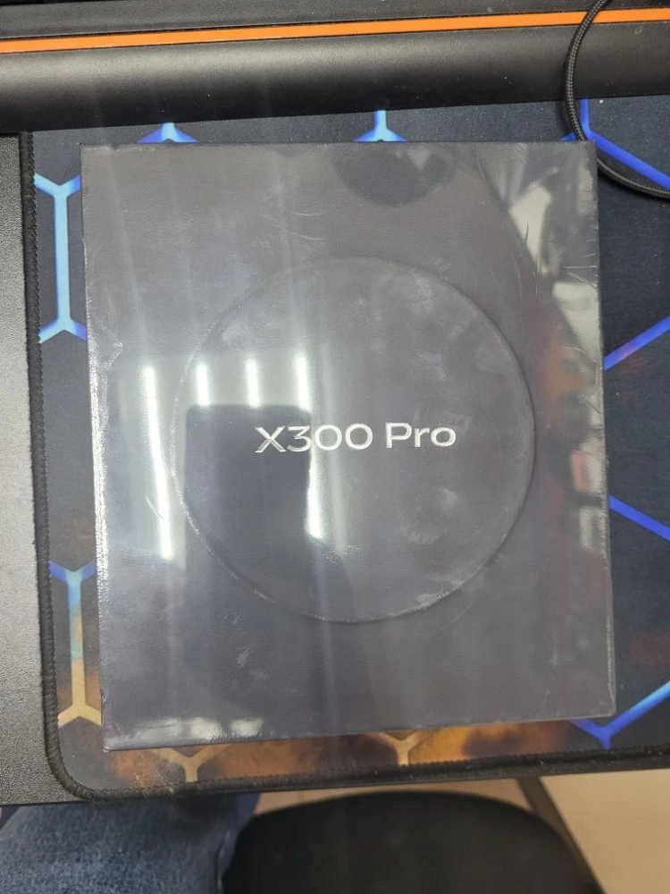 Смартфон Vivo X300Pro