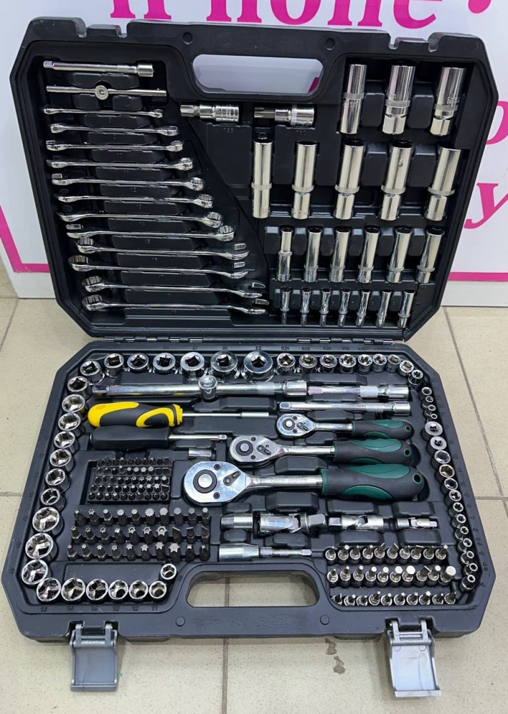 Набор инструментов 218 пр