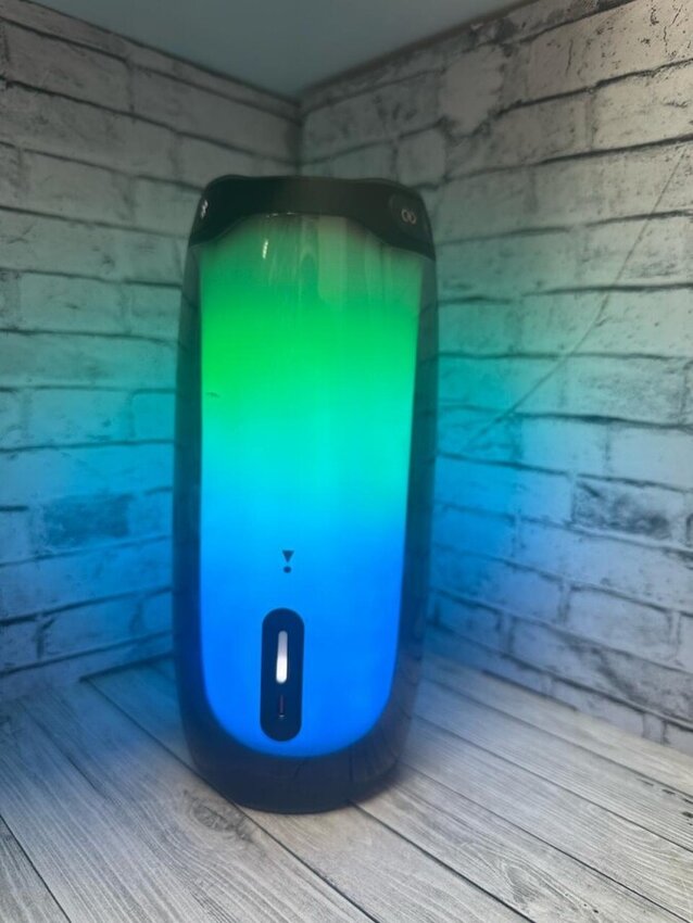 Акустика JBL Pulse 4